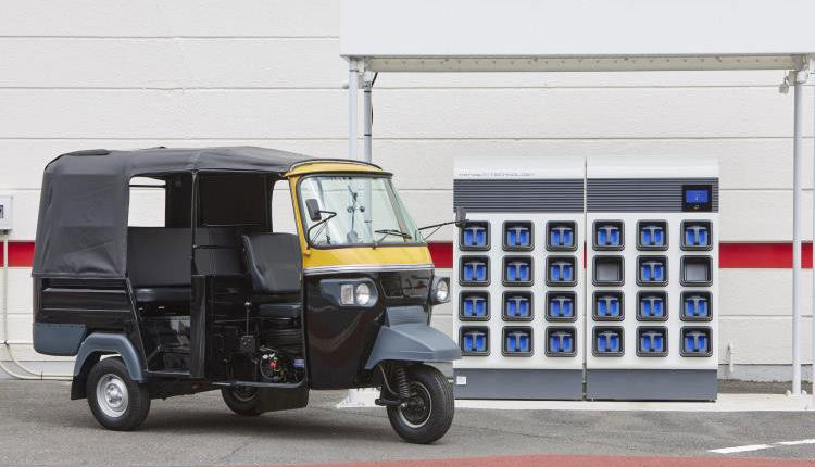 Honda to Begin Battery Sharing Service for Electric Tricycle Taxis in India in the First Half of 2022
