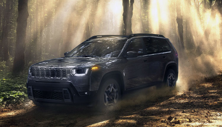 The next-generation Jeep® Cherokee is coming late 2025. (PRNewsfoto/Stellantis)